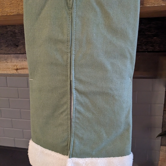 Tree Skirt Sage Green Merry Christmas Decor NEW 38 Inches - Picture 3 of 7
